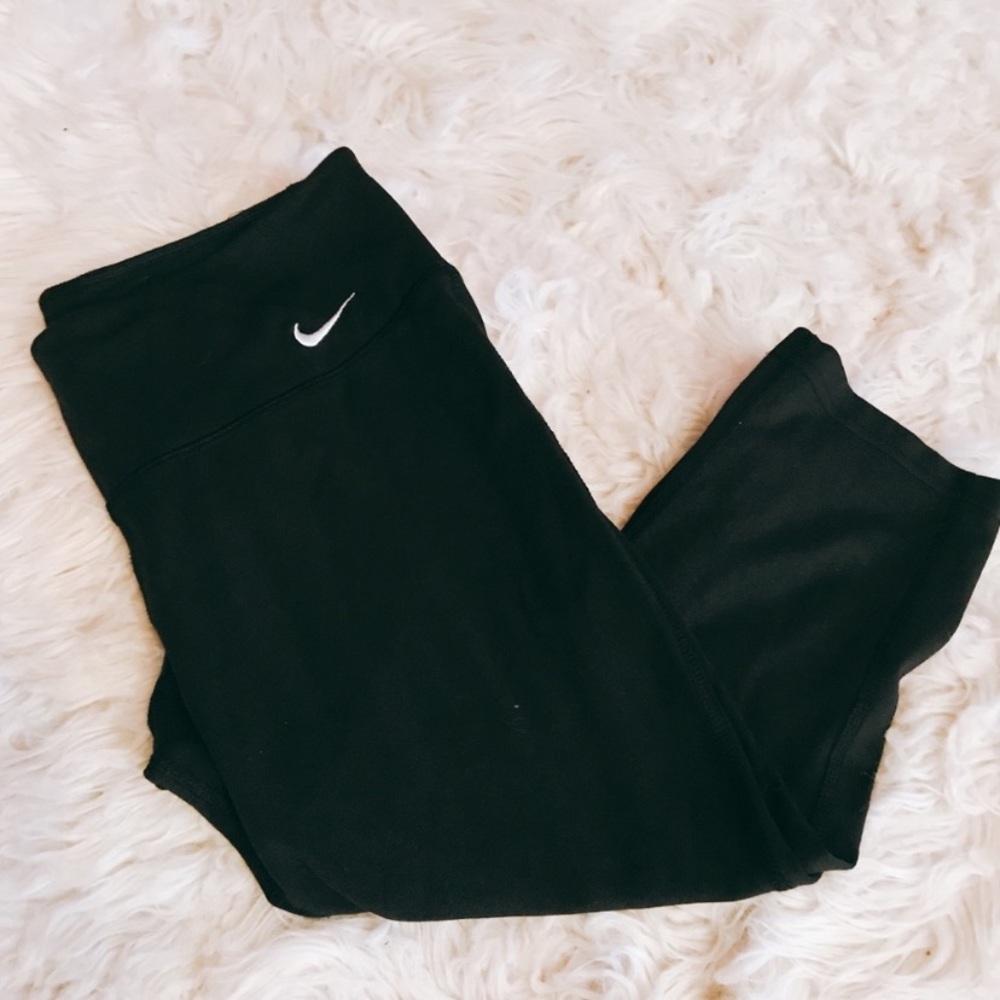 Nike Dri-Fit Cropped Leggings